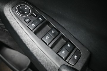 https://dvg-vehicle-assets.s3.amazonaws.com/U20001/6rc24rwbiu8f2dllrcdimodgw.jpg