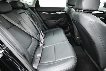 https://dvg-vehicle-assets.s3.amazonaws.com/U20001/9kz7oz4n7ez5wjh0bam99lw0n.jpg