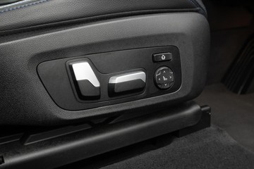 https://dvg-vehicle-assets.s3.amazonaws.com/U20012/6qznwrh7d7k8gmvphnj7573bp.jpg