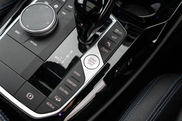 https://dvg-vehicle-assets.s3.amazonaws.com/U20012/afkgjrms0ibfnexminu3f3hcx.jpg