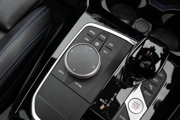 https://dvg-vehicle-assets.s3.amazonaws.com/U20012/ao55p5tfja5ridqzz5vzmfzlh.jpg