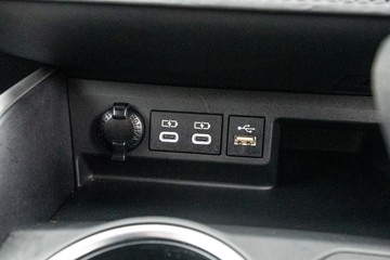 https://dvg-vehicle-assets.s3.amazonaws.com/U20014/9yccpam6ot46nzkpsvwu2pfgg.jpg
