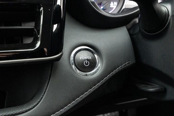https://dvg-vehicle-assets.s3.amazonaws.com/U20014/escfdf0v9gx5nqwnys0o01n8k.jpg