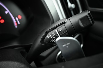 https://dvg-vehicle-assets.s3.amazonaws.com/U20021/a5uixp7c0pk22vxz9w3odtf2b.jpg