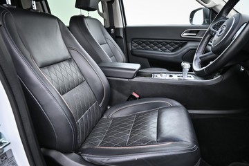 https://dvg-vehicle-assets.s3.amazonaws.com/U20021/cgff9w7fp0ycnfg9exq290olw.jpg