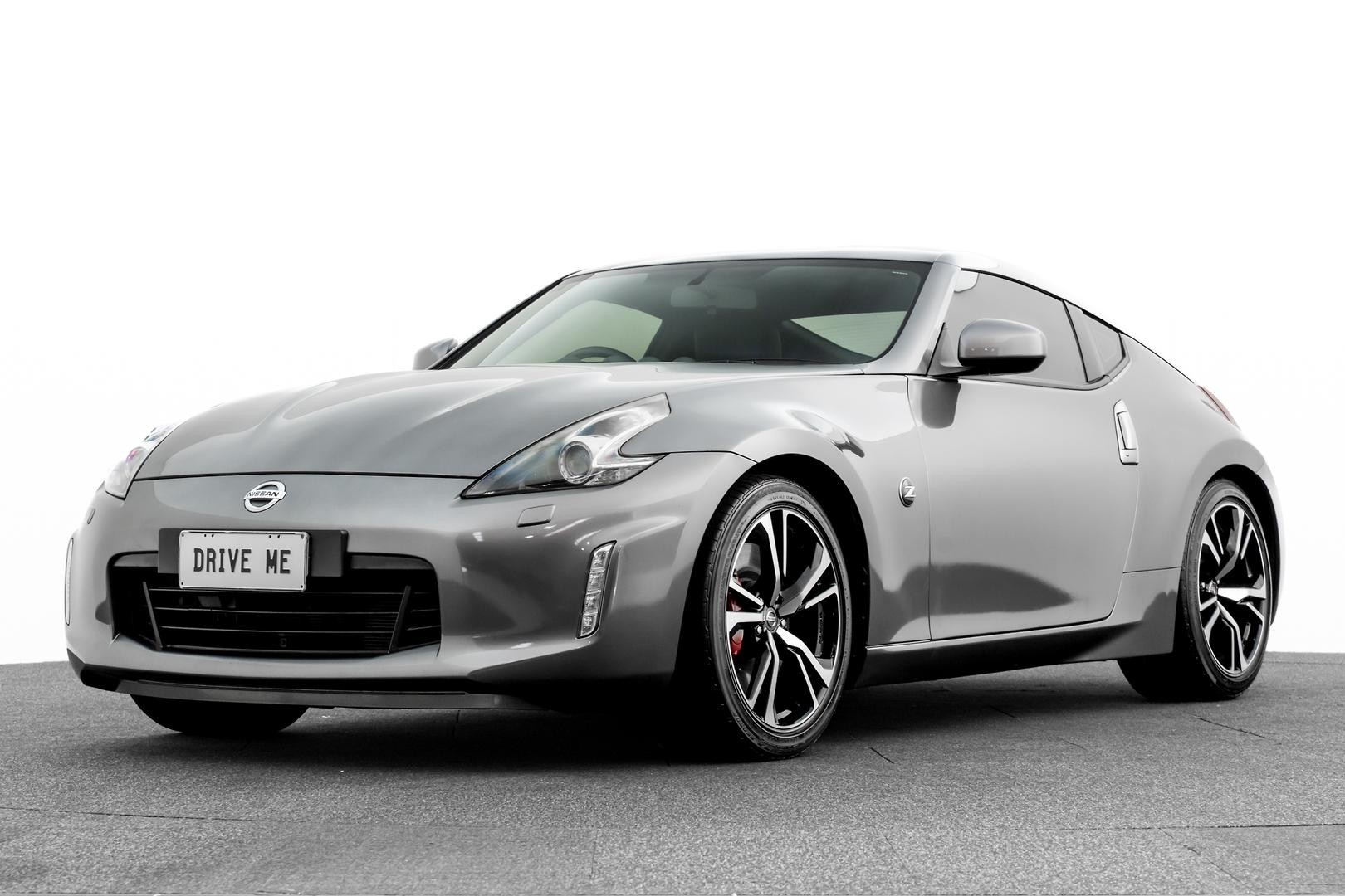 Nissan 370z image 1