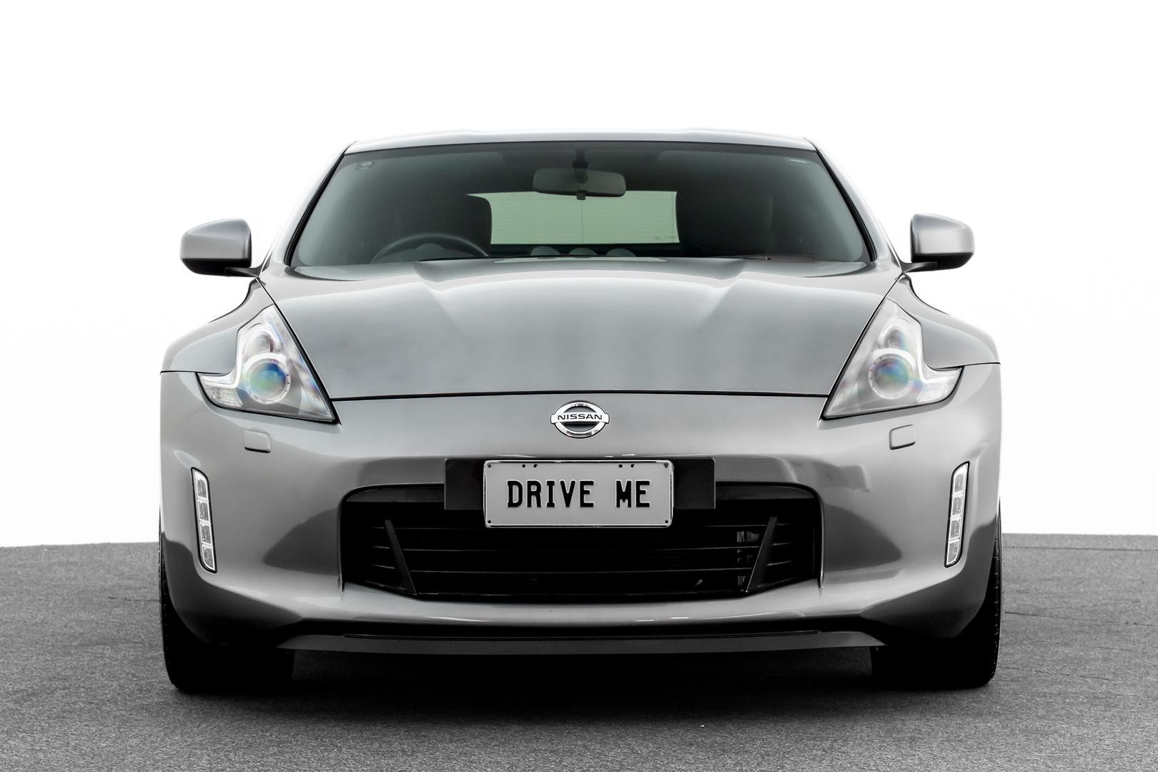 Nissan 370z image 2