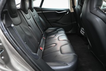 https://dvg-vehicle-assets.s3.amazonaws.com/U20026/bdax9y4da7n9e4f4t2uhorldh.jpg