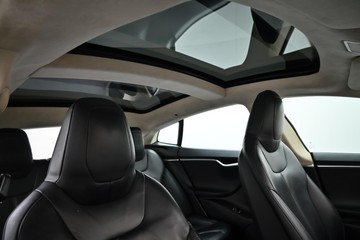 https://dvg-vehicle-assets.s3.amazonaws.com/U20026/enrlrqnx5eep2gi490ai4mg71.jpg