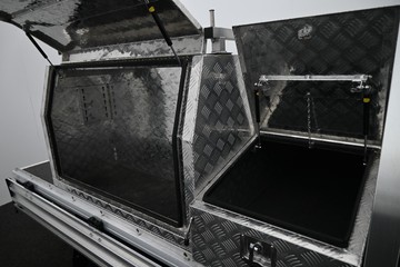 https://dvg-vehicle-assets.s3.amazonaws.com/U20029/4l3b9cqcn165h980ry2pufs3r.jpg