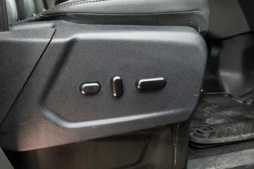 https://dvg-vehicle-assets.s3.amazonaws.com/U20030/6dwuxxaqmo8amuiih270qzf7s.jpg