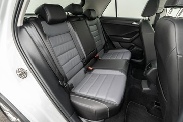 https://dvg-vehicle-assets.s3.amazonaws.com/U20031/7efzxefv46n75q09ds6x6098g.jpg