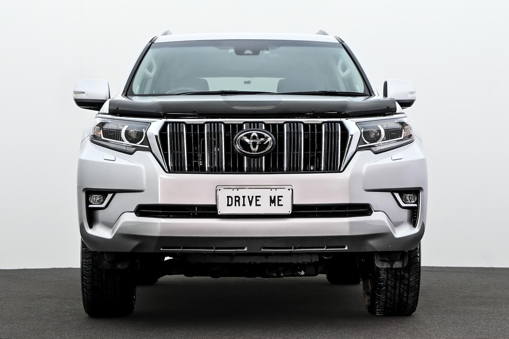 Toyota Landcruiser Prado image 2