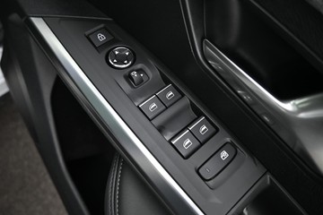https://dvg-vehicle-assets.s3.amazonaws.com/U20033/6iduxxwbm3tkyfr8urpi7dmfx.jpg