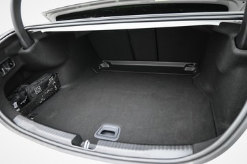 https://dvg-vehicle-assets.s3.amazonaws.com/U20037/4sn152lmyrzuu0zqmeg95tr0w.jpg