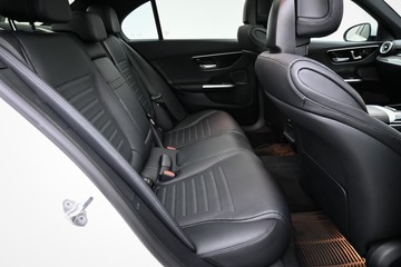 https://dvg-vehicle-assets.s3.amazonaws.com/U20037/9nd75xws2t0h19dmt5xx9lr52.jpg