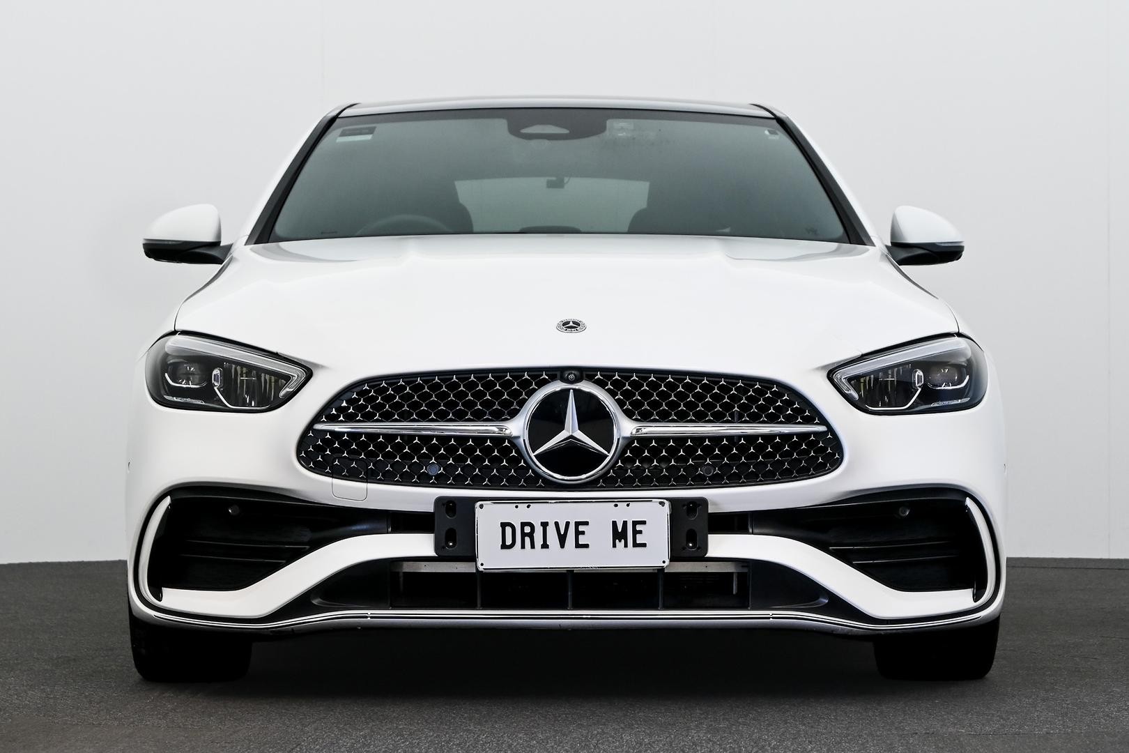 Mercedes Benz C-class image 2