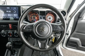 https://dvg-vehicle-assets.s3.amazonaws.com/U20038/8cb7sklub81d85b7me2cxe67p.jpg