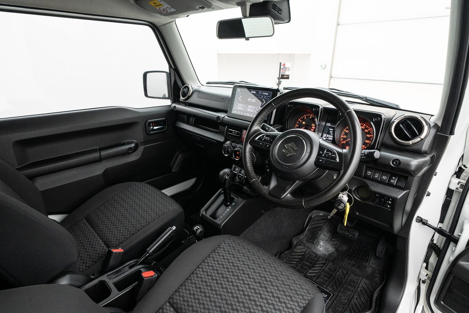 Suzuki Jimny image 4