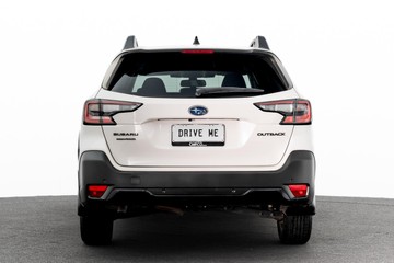 https://dvg-vehicle-assets.s3.amazonaws.com/U20039/7vxq6o9zf2mym74e2ctd3sygm.jpg