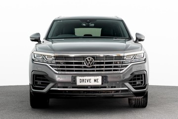 https://dvg-vehicle-assets.s3.amazonaws.com/U20040/9n71m8gy1k8sumg9x8x1sarw7.jpg