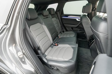https://dvg-vehicle-assets.s3.amazonaws.com/U20040/d0owdunccrsahqnelfgb5qtjq.jpg