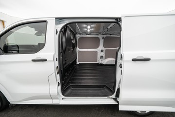 https://dvg-vehicle-assets.s3.amazonaws.com/U20041/52m0gmlcuhkzm8ypfbvt3jj4e.jpg