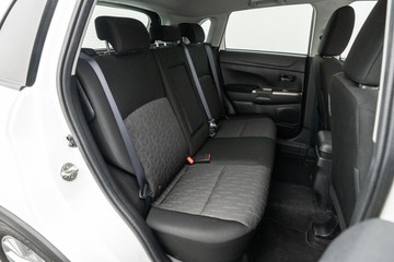 https://dvg-vehicle-assets.s3.amazonaws.com/U20052/4nre6bcptulpr1i7xsicit94c.jpg