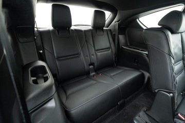 https://dvg-vehicle-assets.s3.amazonaws.com/U20057/cqdlmgmntcc52274p9aah28u.jpg