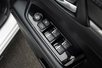 https://dvg-vehicle-assets.s3.amazonaws.com/U20057/d9oc1onca4okjc6u9iprikncx.jpg