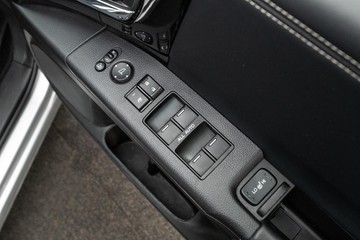 https://dvg-vehicle-assets.s3.amazonaws.com/U20060/ecaqr6g7icmzghchqt03zgmgz.jpg