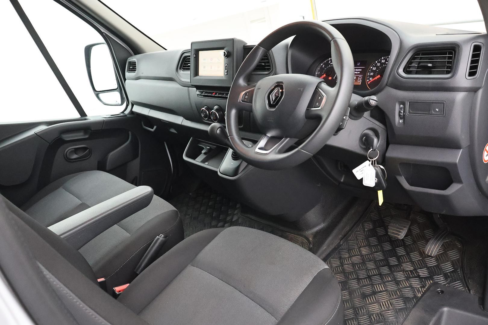 Renault Master image 4