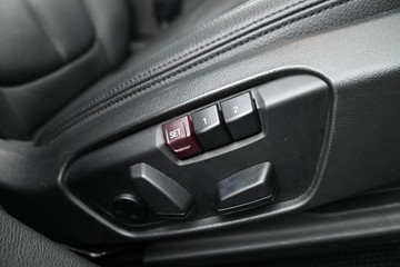 https://dvg-vehicle-assets.s3.amazonaws.com/U20067/5crk13za6ydfgmap8nrro30m4.jpg