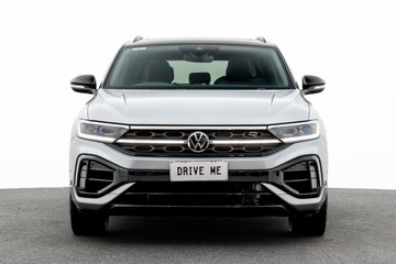 https://dvg-vehicle-assets.s3.amazonaws.com/U20070/722bmdvo10q4lw2zzlccq5w0n.jpg