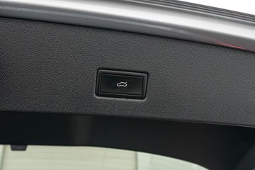 https://dvg-vehicle-assets.s3.amazonaws.com/U20070/a7uvd5se8ig87nr4db05ajz59.jpg