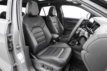 https://dvg-vehicle-assets.s3.amazonaws.com/U20070/aoc7vyrr03ju3azt07rhc9lbs.jpg