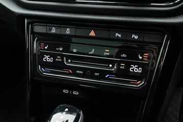 https://dvg-vehicle-assets.s3.amazonaws.com/U20070/bg5oqgj1oadtve9fb6e1rwm1y.jpg