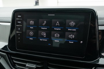 https://dvg-vehicle-assets.s3.amazonaws.com/U20070/d8tsomuyimgjq4hjqqi0lva97.jpg