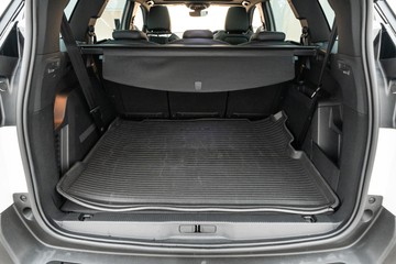 https://dvg-vehicle-assets.s3.amazonaws.com/U20072/3b8dzzrtimtbeuvuy343qsw43.jpg