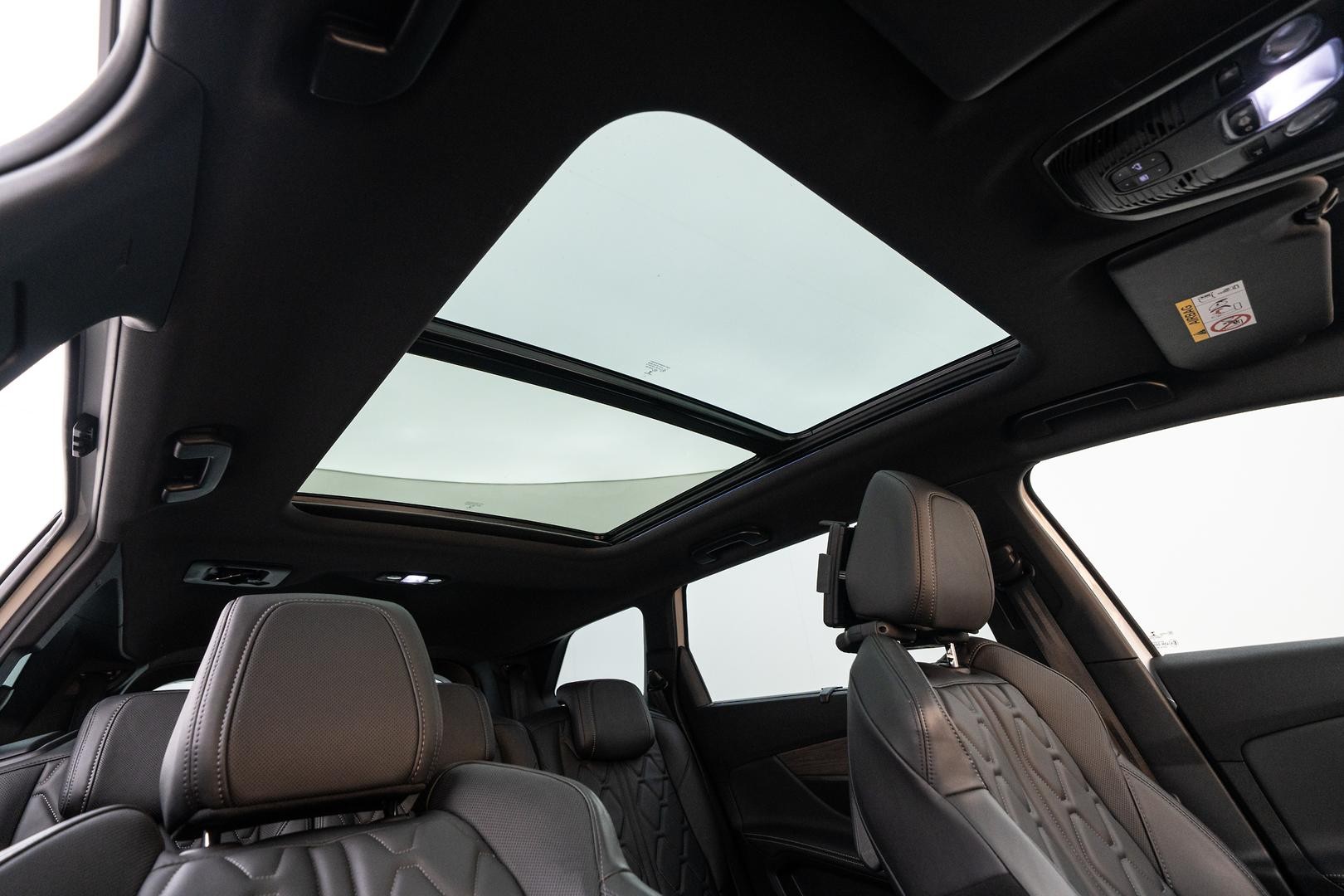 Peugeot 5008 image 4
