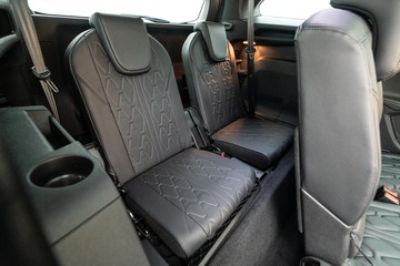 https://dvg-vehicle-assets.s3.amazonaws.com/U20072/9nkql2dwef25y5vy8ltqkyd4n.jpg