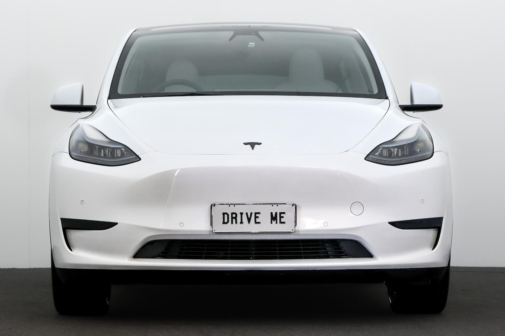 Tesla Model Y image 2