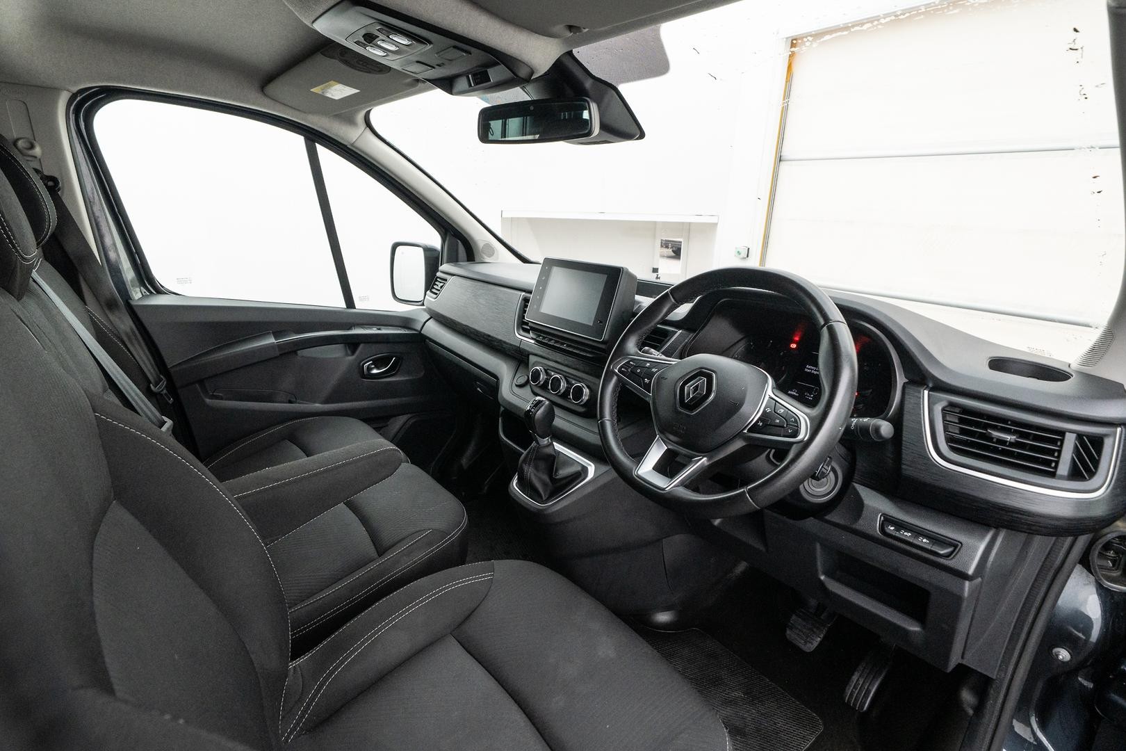 Renault Trafic image 4