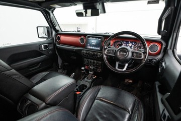 https://dvg-vehicle-assets.s3.amazonaws.com/U20078/4fp2dn9eynvebrb4vawe8ux2d.jpg