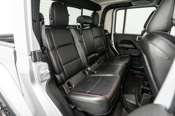 https://dvg-vehicle-assets.s3.amazonaws.com/U20078/7ug0ifv0y0058jlos71pg7ev8.jpg