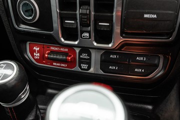 https://dvg-vehicle-assets.s3.amazonaws.com/U20078/94mf869r82w9tr67pealxock8.jpg