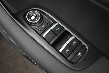 https://dvg-vehicle-assets.s3.amazonaws.com/U20081/6z1m2nye1ktbe8teghckzrcef.jpg