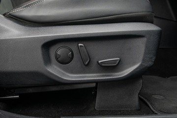 https://dvg-vehicle-assets.s3.amazonaws.com/U20083/dicozmzwt0d6n5oc671vg4dy8.jpg