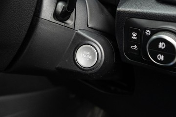 https://dvg-vehicle-assets.s3.amazonaws.com/U20083/zu5rcvmlc0r71lzfva2den7k.jpg