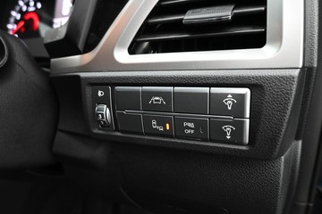 https://dvg-vehicle-assets.s3.amazonaws.com/U20086/4qlhrknb919s5vla41983qrgz.jpg